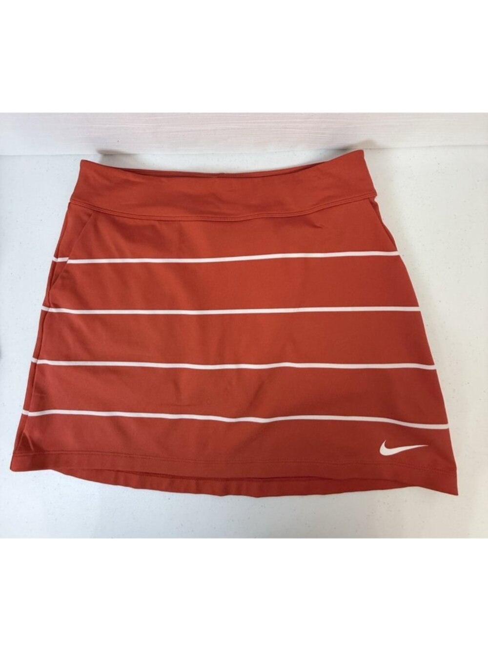 Nike Golf Dri-FIT Women’s Orange/White Striped Pull-On Skorts Size Small Pockets